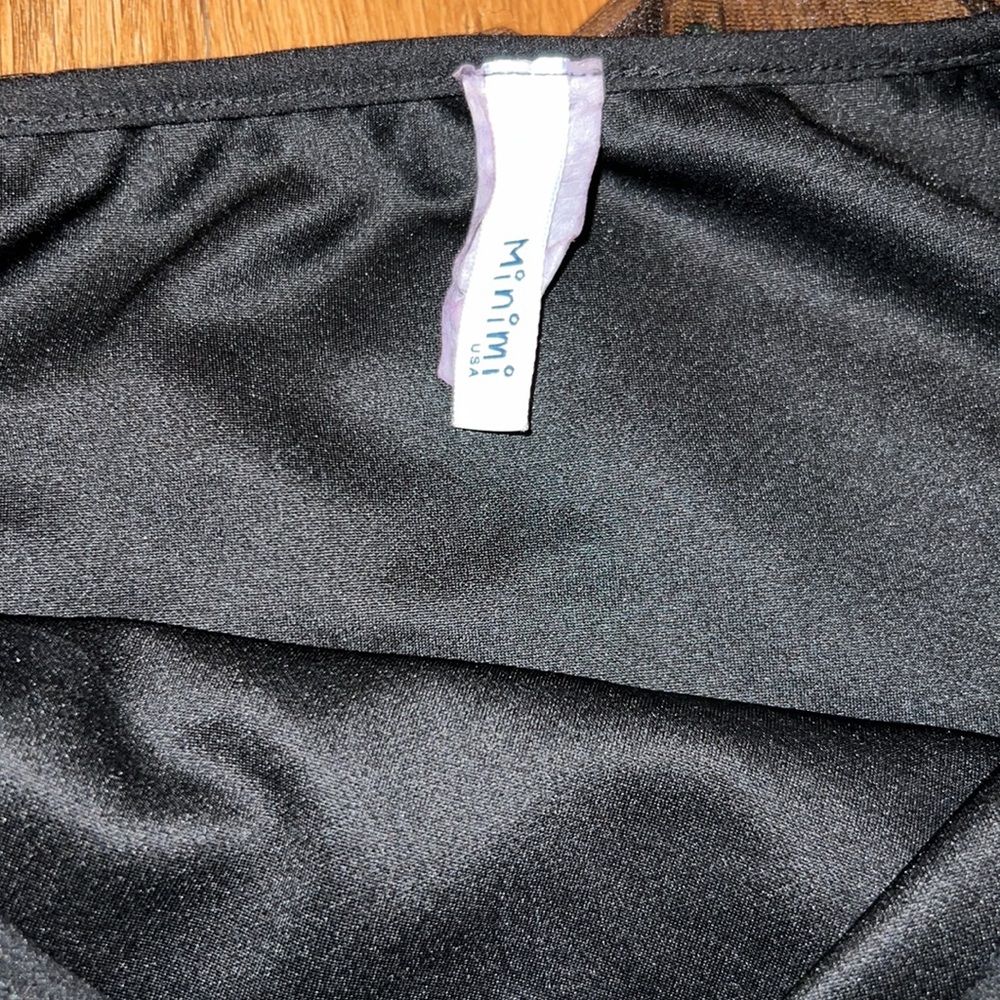 Embroidered black top - Picture 2 of 2